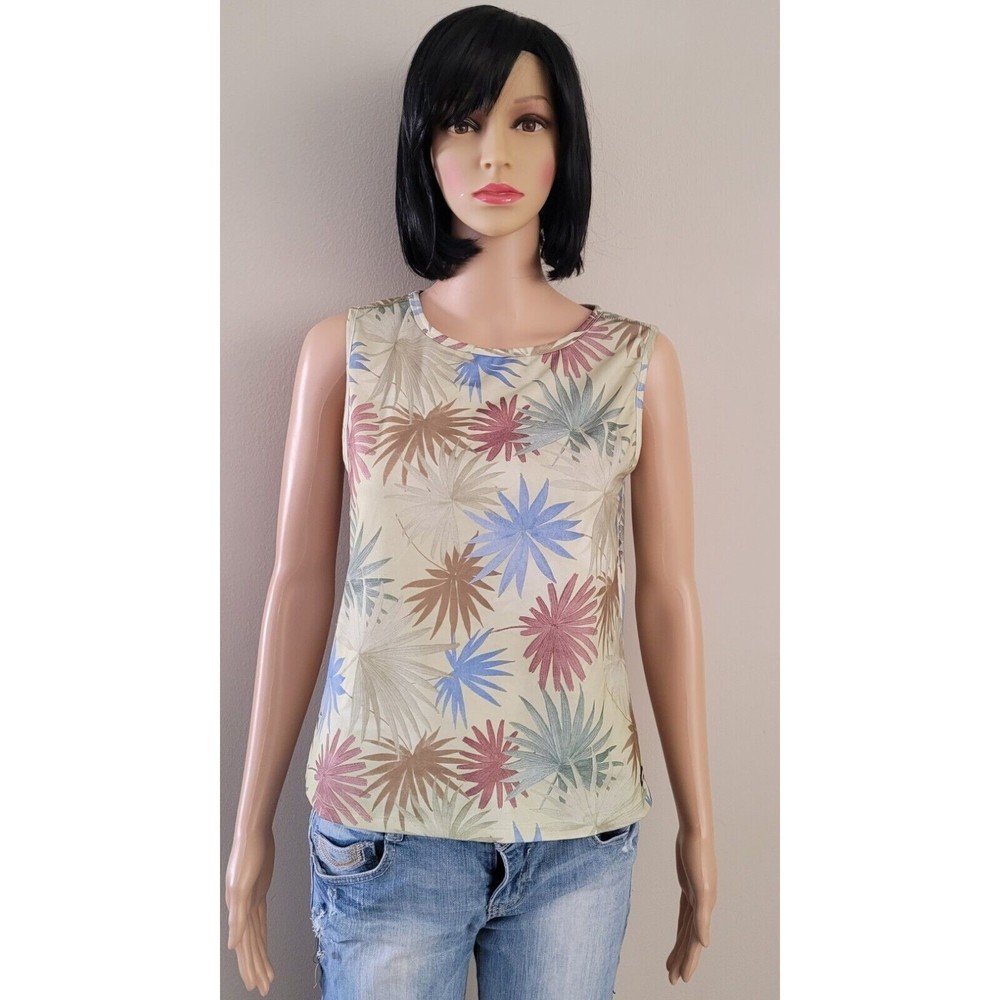 Womens Athleta Size Large Green With Flowers Tank Top